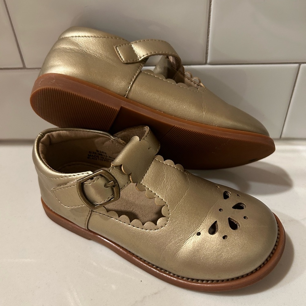 Mary Janes - Picture 6 of 6